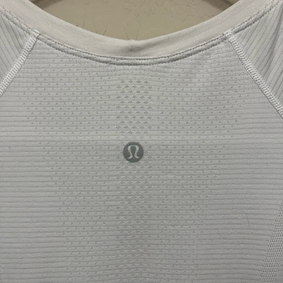 LULULEMON swiftly 2.0 - Picture 2 of 4
